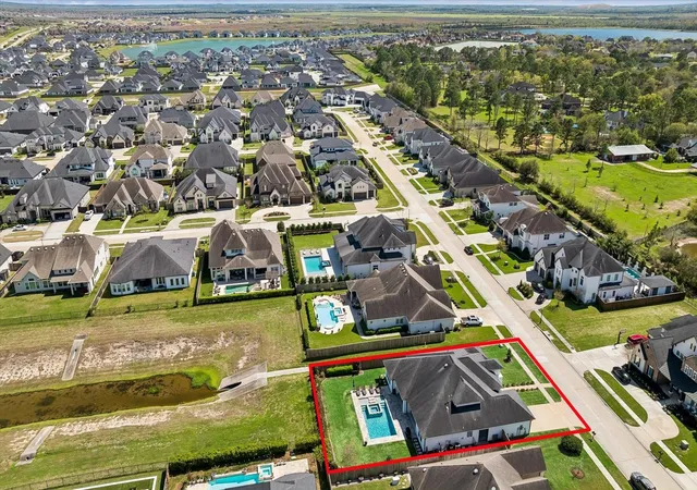 34th image of 1809 Grace Xing Xing, Friendswood, TX 77546 | MLS# 53565170