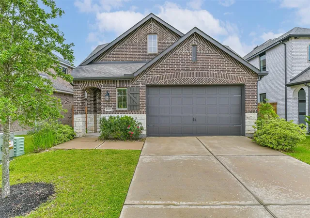 1st image of 13017 Sapphire Lake Ln, La Marque, TX 77568 | MLS# 13678939