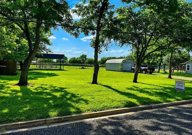 Homes for sale in Weimar, TX | Tbd North Summit St, Weimar, TX 78962 | MLS# 2302742