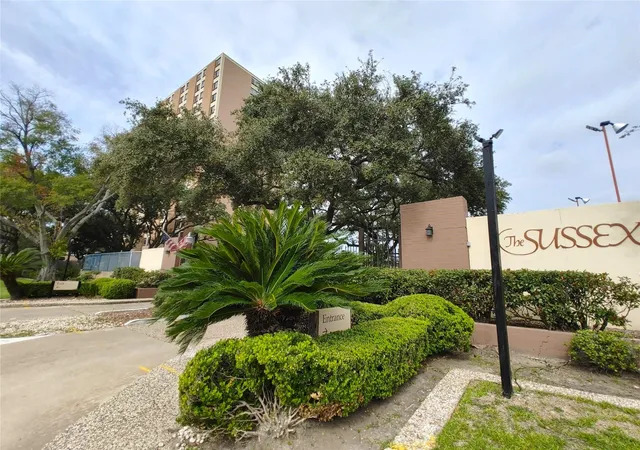 2nd image of 7520 Hornwood Dr #906, Houston, TX 77036 | MLS# 72005063