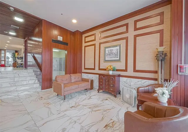 5th image of 7520 Hornwood Dr #906, Houston, TX 77036 | MLS# 72005063