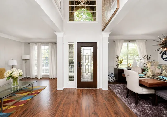 Photo 3 of Single family home for sale at 1123 Glendale Dr, Sugar Land, TX 77479 | MLS# 93458927 | Listing updated on 2026-09-19