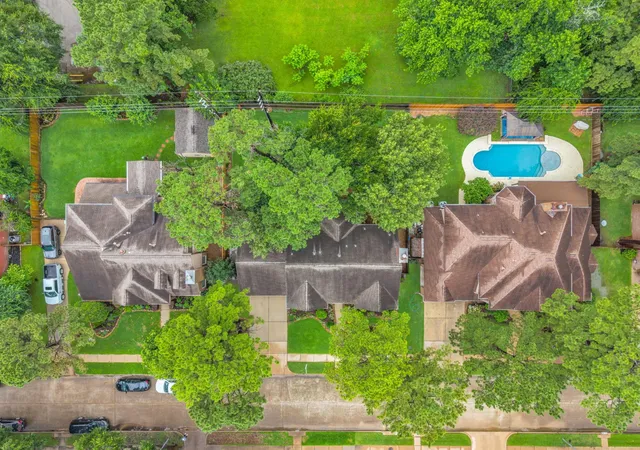 Homes for sale in Tomball, TX | 16318 Avenplace Rd, Tomball, TX 77377 | MLS# 74589487