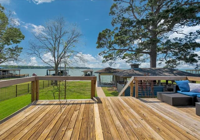 1st image of 115 Harbor Addition Dr, Livingston, TX 77351 | MLS# 8611625