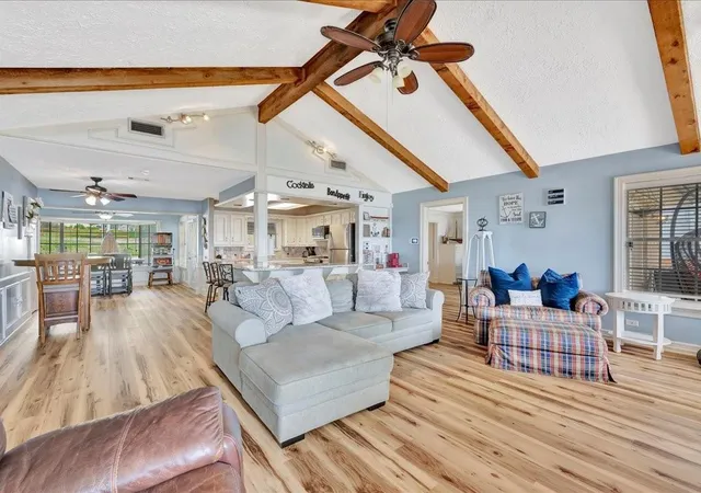 4th image of 115 Harbor Addition Dr, Livingston, TX 77351 | MLS# 8611625