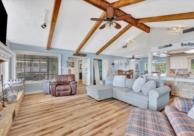 5th image of 115 Harbor Addition Dr, Livingston, TX 77351 | MLS# 8611625