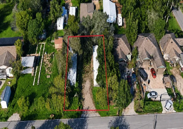 Photo 3 of Single family home for sale at 14433 Eagle Pass St, Houston, TX 77015 | MLS# 34358137 | Listing updated on 2026-09-19