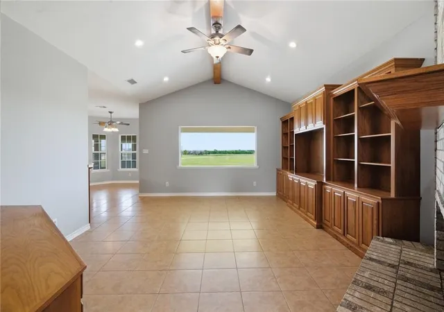 Homes for sale in Victoria, TX | 15 Huron St, Victoria, TX 77905 | MLS# 58547619