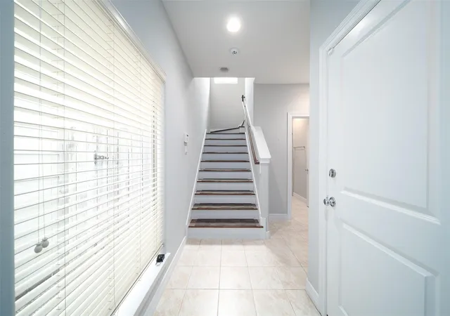 4th image of 3848 Center St, Houston, TX 77007 | MLS# 79629524