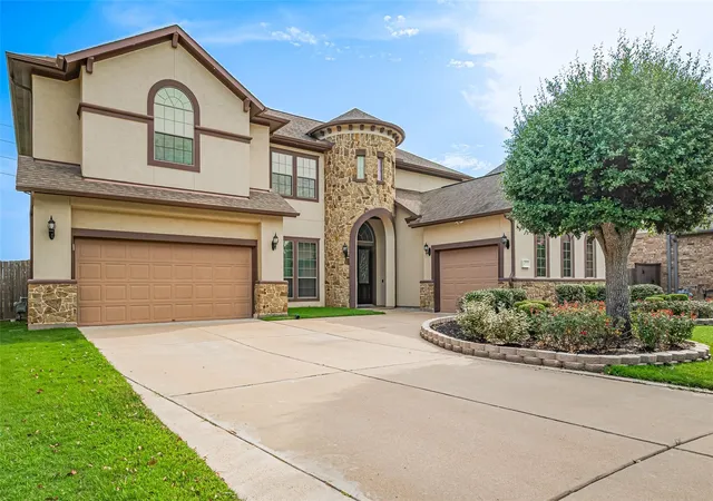 2nd image of 4722 Burclare Ct, Sugar Land, TX 77479 | MLS# 10954498