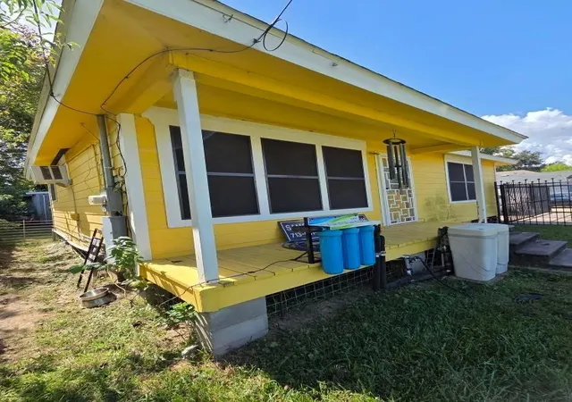 Photo 2 of Single family home for sale at 5418 Parker Rd, Houston, TX 77016 | MLS# 13332740 | Listing updated on 2026-07-14