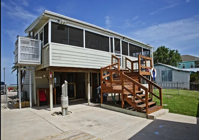 Photo 3 of Single family home for sale at 43 Prairie 670, Matagorda, TX 77457 | MLS# 42537411 | Listing updated on 2026-07-28