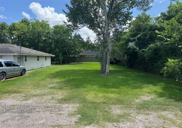 Photo 3 of Land for sale at 4216 Rosemont, Houston, TX 77051 | MLS# 64498705 | Listing updated on 2026-09-18