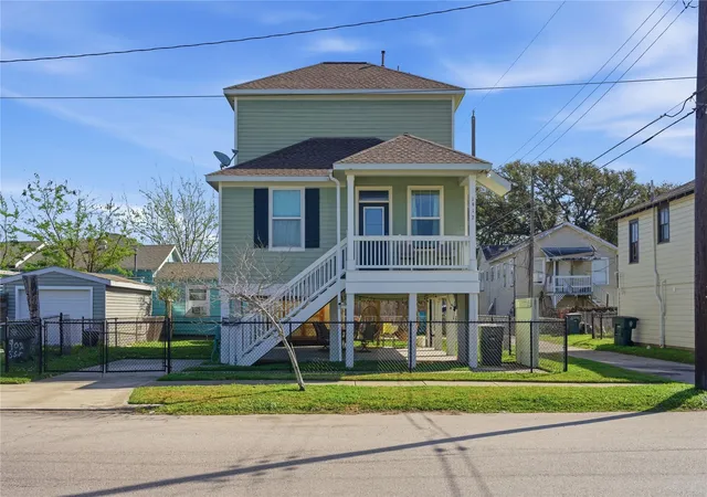 Photo 1 of Single family home for sale at 1912 55th Street, Galveston, TX 77551 | MLS# 50028590 | Listing updated on 2026-08-22