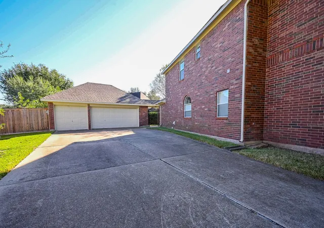 50th image of 4710 April Meadow Wy, Sugar Land, TX 77479 | MLS# 10760058