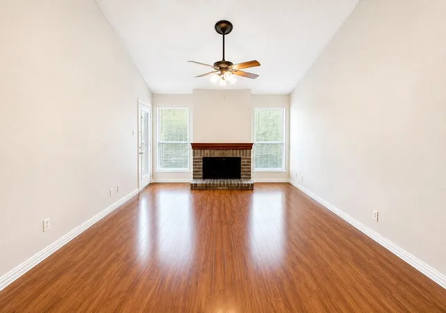 3rd image of 7900 N Stadium Dr #8, Houston, TX 77030 | MLS# 72855466
