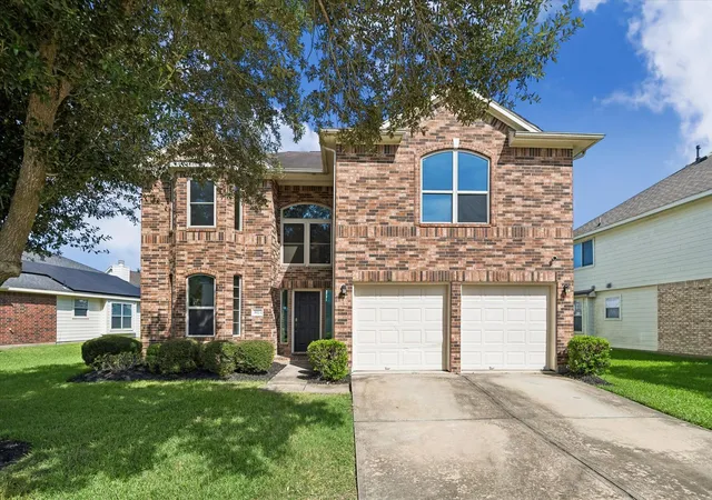 1st image of 3923 Oak Plank Rd, Fresno, TX 77545 | MLS# 60746967