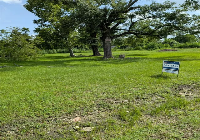 Photo 1 of Sale Pending at 4309 Weaver Rd, Houston, TX 77016 | MLS# 3310890 | Listing updated on 2026-09-07
