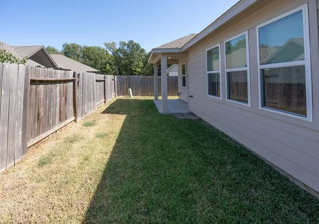 38th image of 8435 Sunset Horizon Dr, Baytown, TX 77521 | MLS# 61475202
