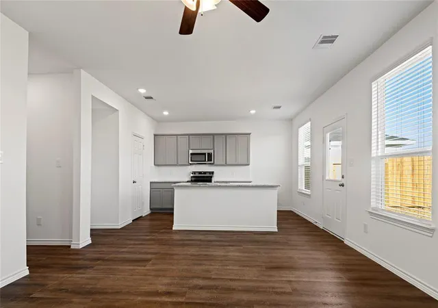 5th image of 808 Stoney Point Ln, Dayton, TX 77535 | MLS# 19331323