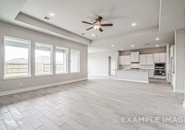 Photo 3 of Single family home for sale at 1915 Tioga View Dr, Rosharon, TX 77583 | MLS# 60112656 | Listing updated on 2026-09-04