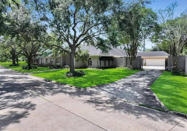 4th image of 3 Bayou Bend, Beaumont, TX 77706 | MLS# 77578885