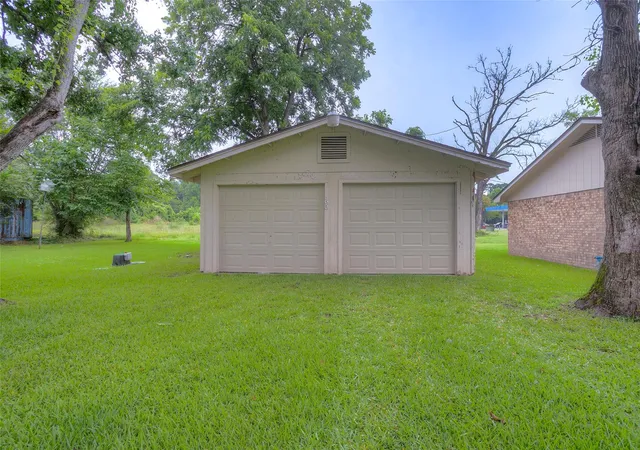 Photo 3 of Single family home for sale at 493 Lawrence Rd, Trinity, TX 75862 | MLS# 95878462 | Listing updated on 2026-06-30