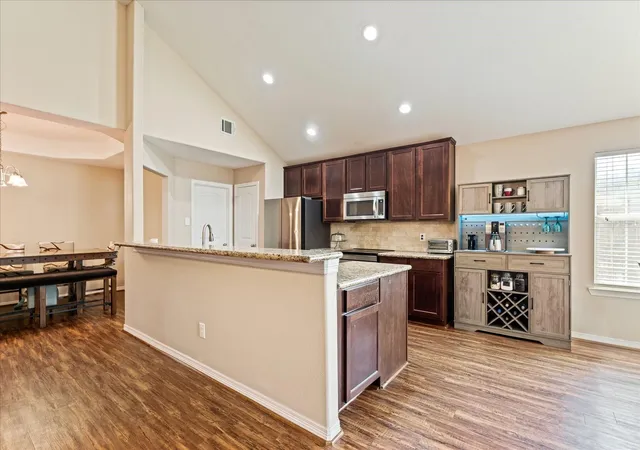 5th image of 407 Corydon Dr, Huffman, TX 77336 | MLS# 54585519