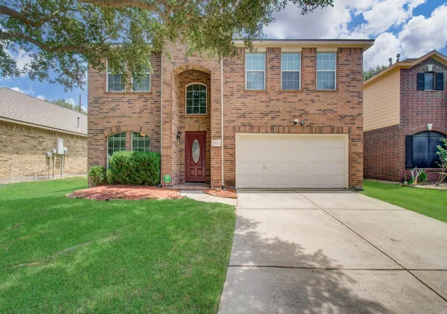 3rd image of 24718 Sandusky Dr, Tomball, TX 77375 | MLS# 41923859