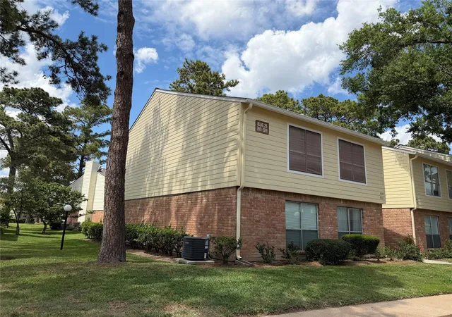 Photo 3 of Condo for sale at 14555 Wunderlich Dr #2602, Houston, TX 77069 | MLS# 34464011 | Listing updated on 2026-05-19