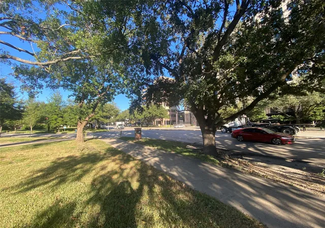 Photo 3 of Land for sale at 7552 Main St, Houston, TX 77030 | MLS# 25070755 | Listing updated on 2026-09-25