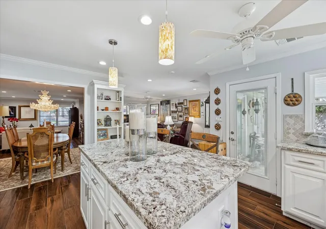 3rd image of 8611 Ferris Dr, Houston, TX 77096 | MLS# 50637662