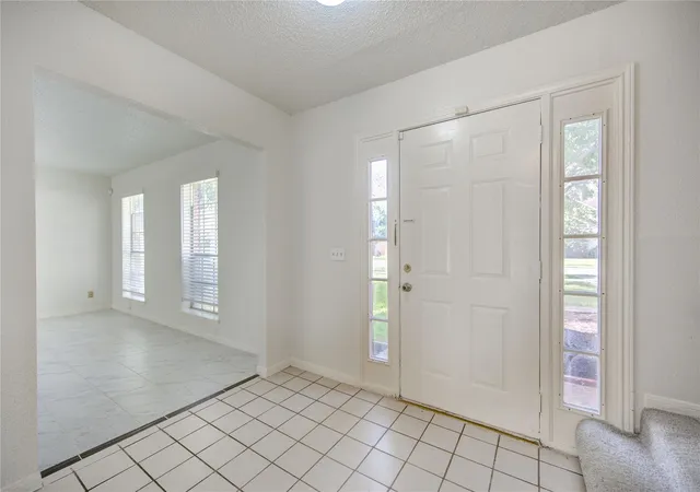 Photo 4 of Single family home for sale at 3515 Green Flds Dr, Sugar Land, TX 77479 | MLS# 18919101 | Listing updated on 2026-09-06