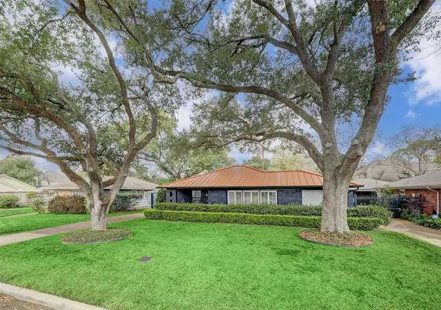 1st image of 3422 Norris Dr, Houston, TX 77025 | MLS# 86027673