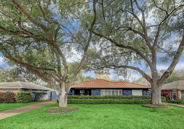 23rd image of 3422 Norris Dr, Houston, TX 77025 | MLS# 86027673