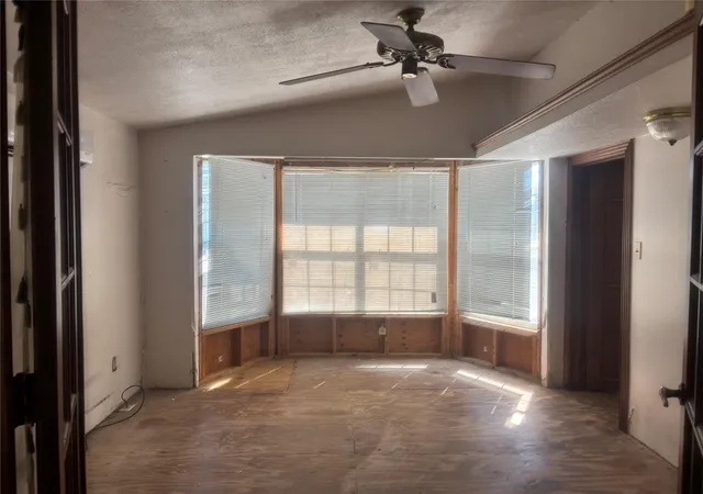 3rd image of 1620 Dick Bay Dr, Dickinson, TX 77539 | MLS# 49833689