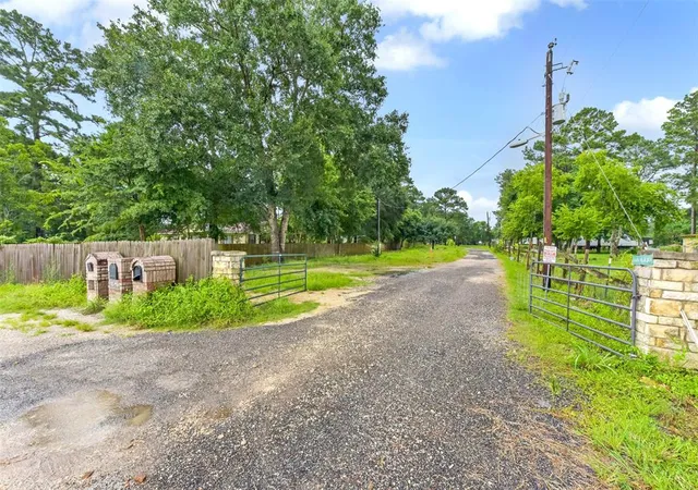 Photo 2 of Single family home for sale at 19757 Dorris Dr, Magnolia, TX 77355 | MLS# 84568666 | Listing updated on 2026-09-17