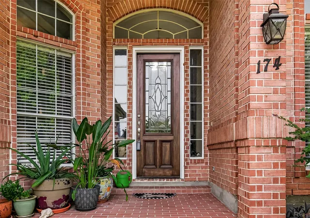 Photo 2 of Single family home for sale at 174 Park Way, Montgomery, TX 77356 | MLS# 94108519 | Listing updated on 2026-07-22
