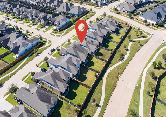 5th image of 2430 Manor Valley Ln, Missouri City, TX 77459 | MLS# 72916503