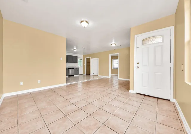 3rd image of 8830 Laura Koppe Rd, Houston, TX 77078 | MLS# 96031883