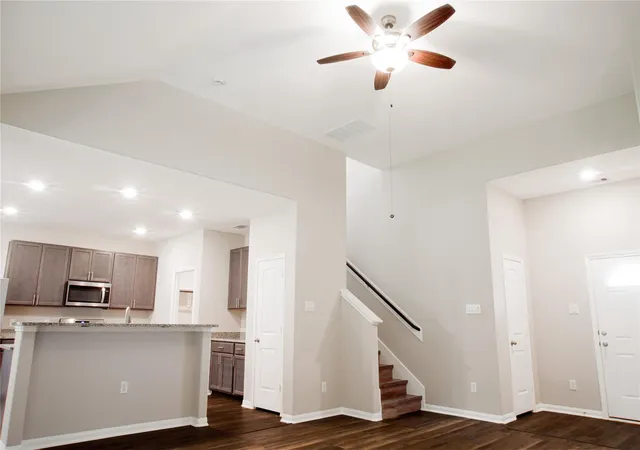 Photo 4 of Single family home for sale at 17624 Cedar Crst Dr, Conroe, TX 77306 | MLS# 78259965 | Listing updated on 2026-08-16