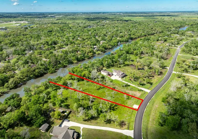 2nd image of 32710 Bayou Bend, Richwood, TX 77515 | MLS# 44933293