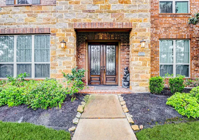 Photo 3 of Single family home for sale at 26927 Shl Glen Ln, Katy, TX 77494 | MLS# 71967224 | Listing updated on 2026-09-17