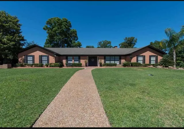 1st image of 1285 19th St, Beaumont, TX 77706 | MLS# 18652517