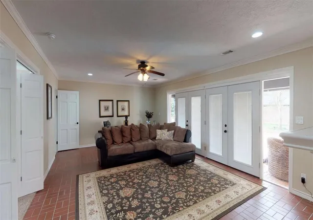 4th image of 1285 19Th St, Beaumont, TX 77706 | MLS# 18652517