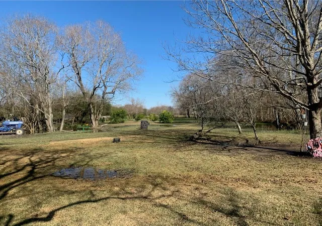 Photo 4 of Sale Pending at 15202 Old Richmond Rd, Sugar Land, TX 77498 | MLS# 53423633 | Listing updated on 2022-06-27