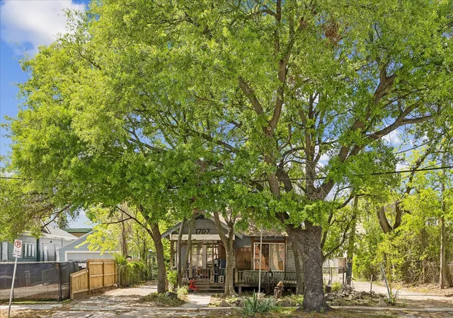 3rd image of 1707 Yale St, Houston, TX 77008 | MLS# 6182540