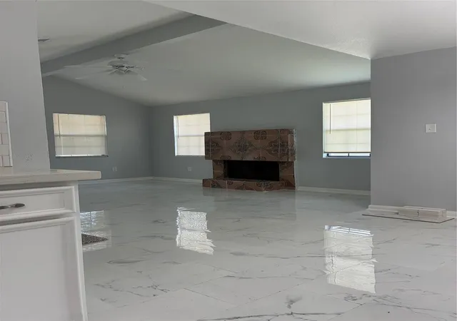 3rd image of 5315 Gayla Ln, Baytown, TX 77521 | MLS# 65430711