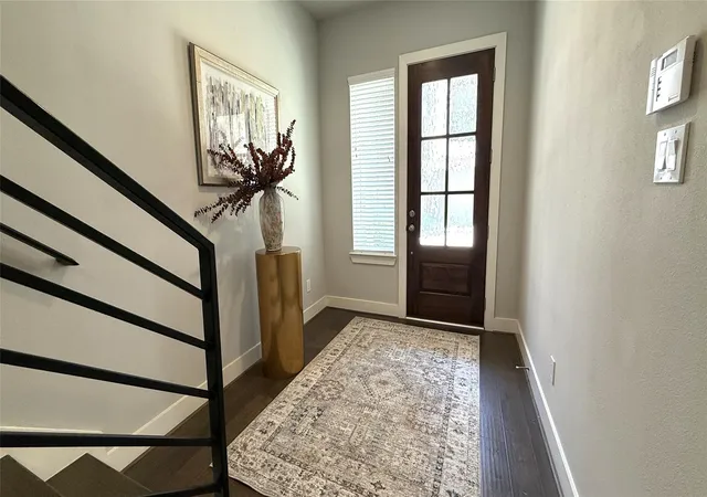 4th image of 10906 Brookeshire Chase Lane Lane, Houston, TX 77043 | MLS# 3199638