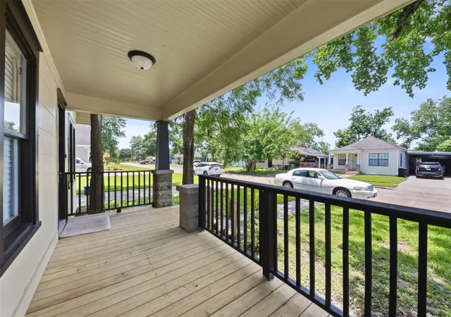 Homes for sale in Baytown, TX | 711 Bowie St, Baytown, TX 77520 | MLS# 10196805